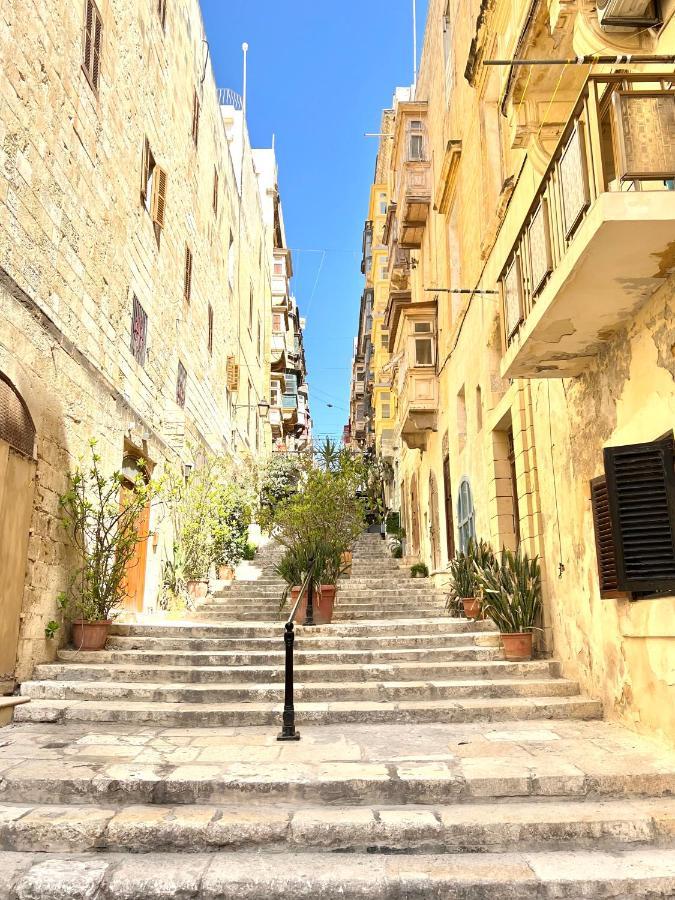 Modern Central 2Br Flat In Valletta By Arcobnb Dış mekan fotoğraf