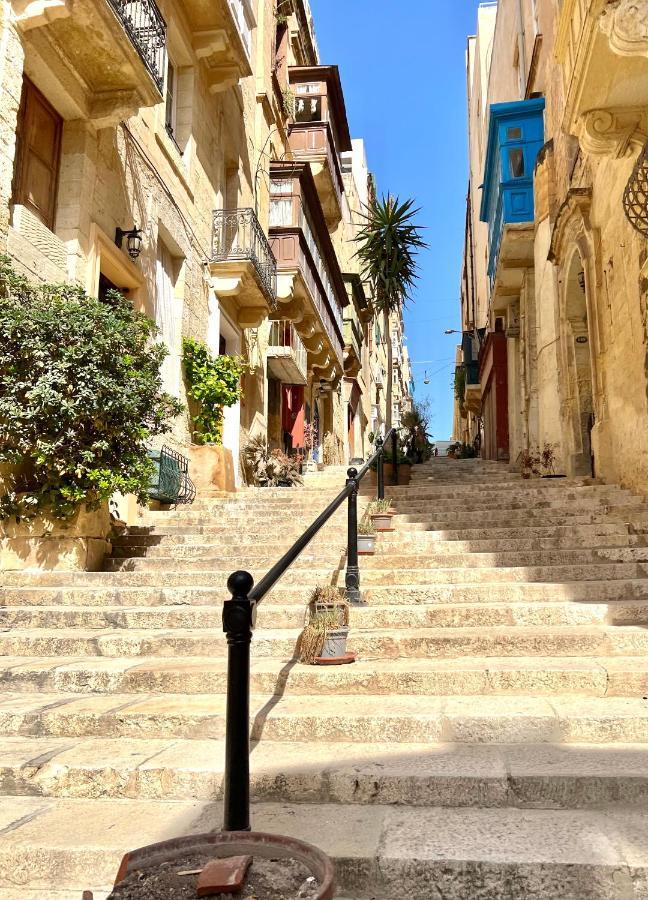 Modern Central 2Br Flat In Valletta By Arcobnb Dış mekan fotoğraf