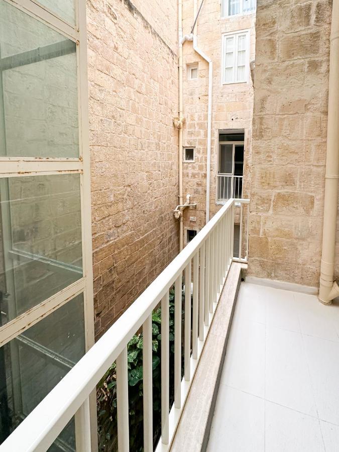 Modern Central 2Br Flat In Valletta By Arcobnb Dış mekan fotoğraf